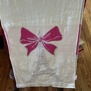 Elegant Eiffel Tower Table Runner with Pink Bow